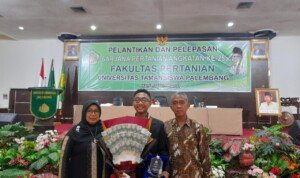 Pemain Orgen Tunggal Raih Gelar Sarjana Pertanian Secara Cumlaude