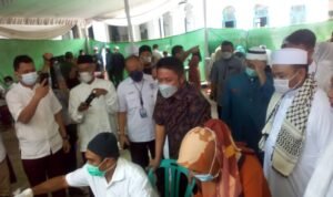 Hadiri Khitanan Massal, Gubernur Berharap Warga Sumsel Miliki Jiwa Kepedulian