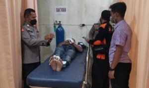 Diduga Tersengat Listrik Saat Ganti Kabel, Pria 43 Tahun Tewas di Atas Plafon