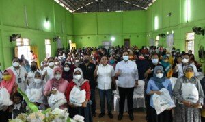 Baksos BUMN, PTBA Berikan 250 Paket Sembako
