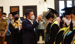 Herman Deru: Sarjana Harus Bisa Buka Lapangan Kerja Baru, Jangan Hanya Bercita-Cita Jadi Pegawai
