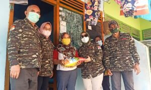 Jumat Barokah, Gempita Palembang Bagikan Beras di Kecamatan Kemuning