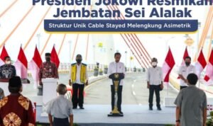 Presiden Jokowi Resmikan Jembatan Sei Alalak Kalimantan Utara