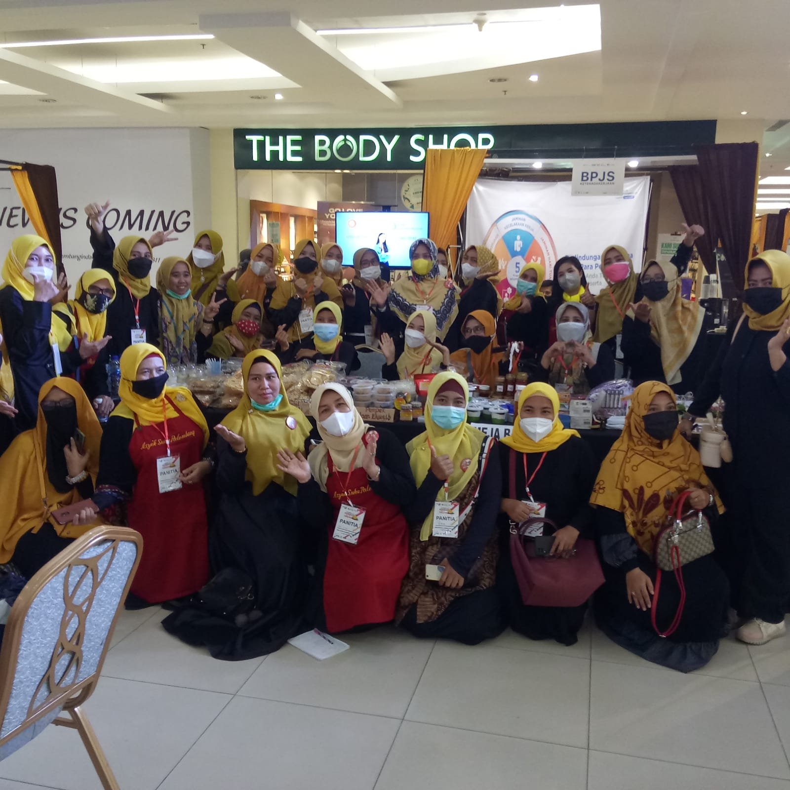 UKM Asyik Suka Palembang saat merayakan HUT ke-4 di PIM (Nano / Mattanews.co)