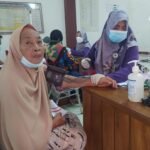 Warga Desa Cibatu Purwakarta Ikut Vaksin Sinovac Dosis Kedua