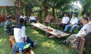 Perhutani KPH Purwakarta Dukung Pembangunan Wisata Paralayang