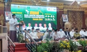 Deru : Pesantren Sama Seperti Tukang Pandai Besi, Mengubah Sesuatu Menjadi Sesuatu