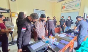 Puluhan Anggota Sat Narkoba Dites Urin