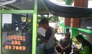 Usaha Kecil ‘Melek’ Teknologi, Berkat GoFood Jadi Lebih Laris Saat Pandemi Covid-19