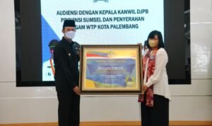 Pemkot Palembang Terima Penghargaan Pencapaian ke-11 Opini WTP dari Kementerian Keuangan