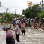 Banjir Rendam Jembatan Menendang, Aktivitas Lalulintas Jalur Selatan Kapuas Hulu Terganggu