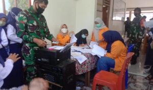 Serbuan Vaksinasi, Kodim 1418 Mamuju Sasar Pelajar di SMPN Papalang