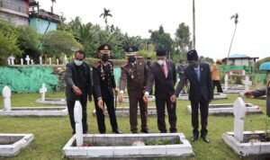 Peringatan Hari Pahlawan, Kapolres Fakfak Pimpin Upacara Ziarah Nasional