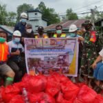 Ringankan Beban Warga Terdampak Banjir, Kencana Group Sebar Ratusan Paket Sembako di 3 Kecamatan
