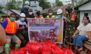 Ringankan Beban Warga Terdampak Banjir, Kencana Group Sebar Ratusan Paket Sembako di 3 Kecamatan