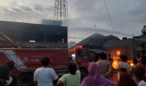 “Si Jago Merah” Mengamuk, Dua Unit Bangunan Terbakar di Sidimpuan