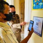 Perkantoran Jirak Jaya Pasang Barcode PeduliLindungi