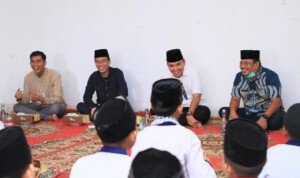 Beni Hernedi Ngalap Berkah Bareng Santri Dhuafa dan Yatim Piatu