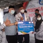 HUT PGRI dan HGN, Enos: Mari Wujudkan OKU Timur Maju Lebih Mulia