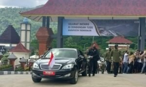 Usai Resmikan Bendungan Tugu Trenggalek, Presiden Jokowi Disambut Antusias Masyarakat