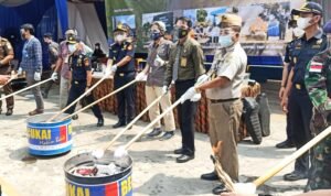 Kanwil DJBC Sumbagtim dan KPPBC TMP B Palembang Musnahkan Hasil Penindakan Selama Sebulan