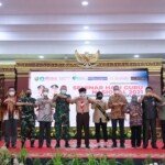 Herman Deru: Kita Jangan Lupakan Jasa Para Guru