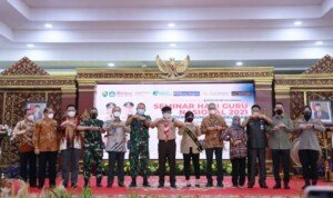 Herman Deru: Kita Jangan Lupakan Jasa Para Guru