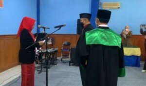 Jabat Rektor Universitas Sjakhyakirti, Agoes Thony: Akan Lanjutkan Program Lama