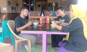 Hadir di Putussibau, ini Menu Andalan Cafe Mbak Ijah 