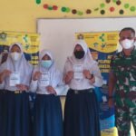 Koramil 404-04/GM Lakukan Serbuan Vaksin di SMPN 4 Rambang Niru Muara Enim
