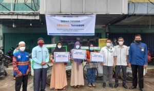 DT Peduli Sumsel Serahkan ‘Gerobak Tangguh