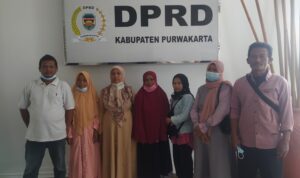 Merasa Dirugikan, Warga Desa Depok Kabupaten Purwakarta Datangi DPRD