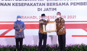 Atas Komitmen ini, Tulungagung Diganjar Penghargaan dari Kementerian Desa PDTT 
