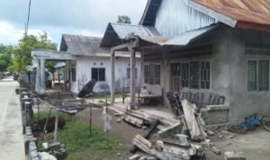 Sebanyak 230 Rumah Rusak Berat Akibat Gempa Magnitudo 7.4 di Flores Timur