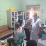 Warga Desa Bukit Tempurung Kota Kualasimpang Jalani Vaksinasi