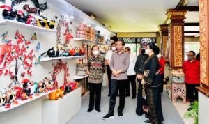 Presiden Jokowi Apresiasi Produk Pengrajin Bali