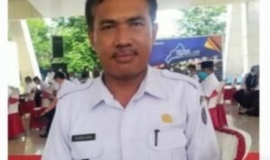 Vaksinasi Capai Target, Camat Martapura Terima Penghargaan