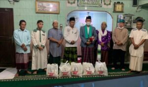 Harnojoyo Kunjungi Korban Kebakaran di Jalan Meranti Kertapati