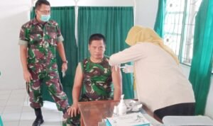 Kompak, Anggota Koramil Lakukan Vaksin Booster Begini Penjelasan Kapten Didi