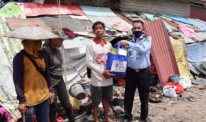 Peringati Hari Bhakti Imigrasi ke -72, Imigrasi Putussibau Gelar Baksos