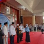 715 Santri Rumah Tahfidz se- OI Diwisuda