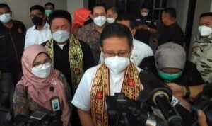 Menkes: Omicron Tidak Akan Masuk Daerah Jika Prokes Diperketat