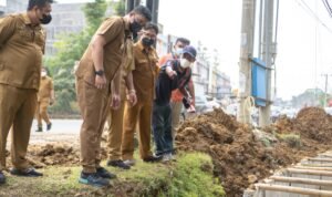 Bobby Nasution Minta Kadis PU, Pemasangan U-Ditch di Jalan Karya Wisata Sesuai Dokumen Perencanaan