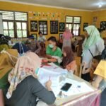 Polsek Muara Siau Monitoring Vaksinasi di Wilayah Hukumnya