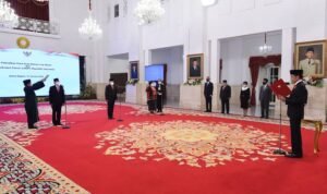 Presiden Jokowi Lantik 3 Dubes RI, Gubernur Lemhanas Agus Widjojo Jadi Duta Besar Filipina