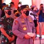 Tinjau Kegiatan Akselerasi Vaksinasi Massal, Kapolri Minta Forkopimda Maluku Kejar Target 70 Persen