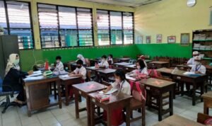 Mulai Hari Ini, Pemprov DKI Jakarta Sesuaikan PTM Terbatas Menjadi 50%