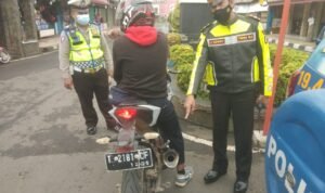 Satlantas Polres Purwakarta Tindak Tegas Pengendara yang Gunakan Knalpot ‘Brong’