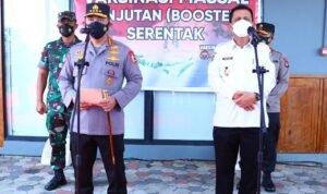 Tinjau Vaksinasi di Kepri, Kapolri Paparkan Strategi Untuk Antisipasi Lonjakan Covid-19