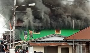 Kantor Desa Dalam Selimbau Kapuas Hulu Terbakar, Kerugian Belum Diketahui